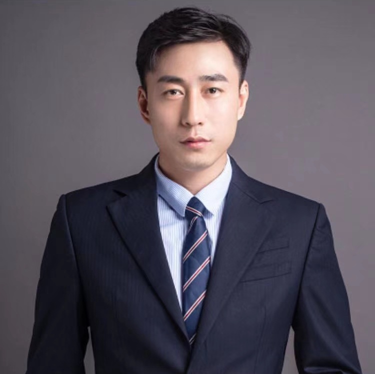 方秀均 视觉与舞美负责人